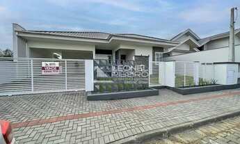 Imagem: Casa à venda com 3 dormitórios no bairro