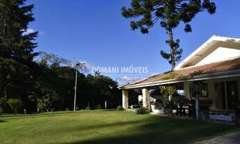 Imagem 6: Linda Casa Térrea à Venda com Preço de Oportunidade na Região de Capivari - Campos do Jord