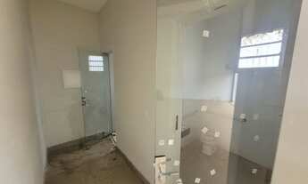 Imagem 6: Galpão para aluguel tem 320 metros quadrados no Bairro Marta Helena - Uberlândia - MG