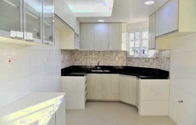 Imagem 5: Vilas do Atlântico Casa para aluguel possui 250 metros quadrados com 4 quartos