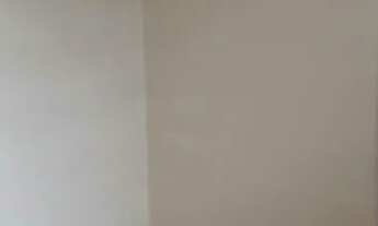 Imagem 5: Próximo ao comercio,condução na porta, imóvel bem conservado!