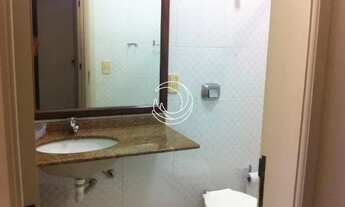 Imagem 5: Casa para venda tem 483 metros quadrados com 7 quartos