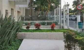 Imagem 2: Apartamento para aluguel e venda possui 40 metros quadrados com 1 quarto