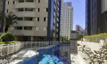 Imagem 2: Apartamento para aluguel e venda possui 40 metros quadrados com 1 quarto