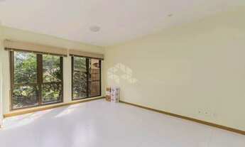 Imagem 4: Sala comercial no condomínio Biltmore no bairro Praia de Belas com box escriturado