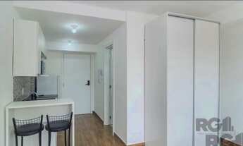 Imagem 4: Loft com 27m², localizado ao lado da PUCRS