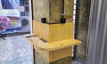 Imagem: Loja de galeria reformadíssima