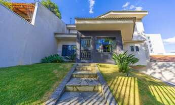 Imagem: Imóvel para venda possui 330 metros quadrados