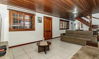 Imagem 5: Sobrado para venda tem 287 metros quadrados com 4 quartos em Jardim Sabará - Porto Alegre