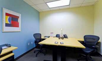 Imagem: Escritório para alugar para 3 pessoas em