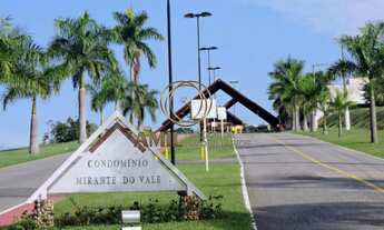 Imagem 3: Aluga casa de 4 quartos, 3 suites, piscina e churrasqueiro no Condomínio Mirante do Vale