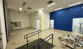 Imagem 3: Excelente imóvel comercial no centro de São José dos Campos SP - Praça Cônego Lima