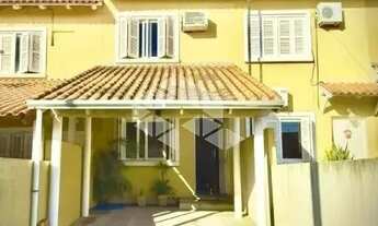 Imagem: Sobrado com 2 quartos e 1 vaga de garagem