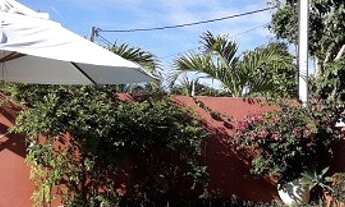 Imagem 4: Aluguel de casa em Guarajuba de 4/4, sendo 3 suítes, completa e confortável