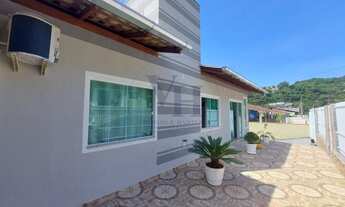 Imagem: Excelente casa de alvenaria averbada, localizada