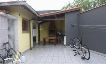 Imagem 7: Casa lado Praia com 3 quartos, 4 vagas, Jardim, Churrasqueira, no Solemar - Praia Grande