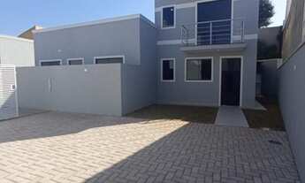 Imagem 2: Sobrado para Venda em Araucária, Campina da Barra, 2 dormitórios, 2 banheiros, 4 vagas