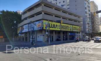 Imagem: Loja térrea na Av. Loureiro da Silva esquina