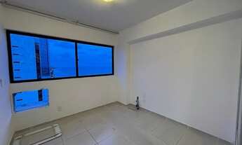 Imagem 2: Apartamento para venda possui 160 metros quadrados com 2 quartos em Pitangueiras - Guarujá