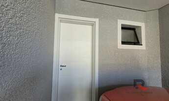 Imagem 4: Sobrado para Venda em Curitiba, Uberaba, 4 dormitórios, 1 suíte, 4 banheiros, 2 vagas