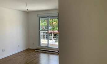 Imagem 5: Lindo sobrado p/venda sendo 3 suites, 4 Wcs, 2 vagas, cozinha, aquecimento central. Oport