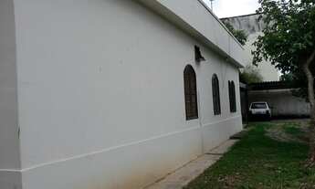 Imagem 4: Casa para aluguel e venda possui 660 metros quadrados