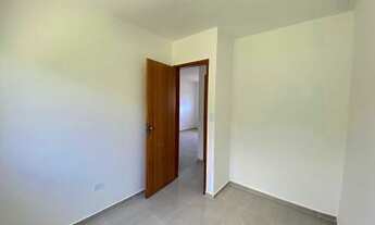 Imagem 3: D- VENDO LINDAS CASAS PROXIMO A PARADA DE ONIBUS