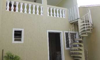 Imagem 2: Sobrado para venda possui 148 metros quadrados com 3 quartos