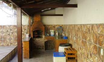 Imagem 4: Casa de 327 metros quadrados no bairro Jardim Vinte e Cinco de Agosto com 4 quartos