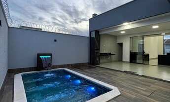 Imagem 6: Mansao 3 quartos sozinha no lote com acabamento lindo em Senador Canedo