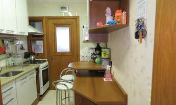 Imagem 2: Apartamento para venda com 67 metros quadrados com 2 quartos em Passo da Areia - Porto Ale