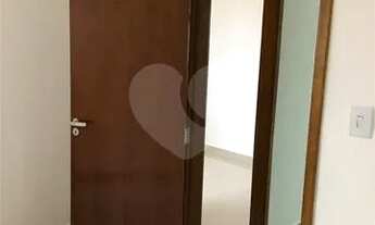 Imagem 2: Apartamento com dois dormitórios a venda com 48 metros quadrados 1 vaga de garagem