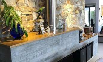 Imagem 4: Casa para venda possui 320 metros quadrados com 4 quartos em Pereque - Ilhabela - Litoral