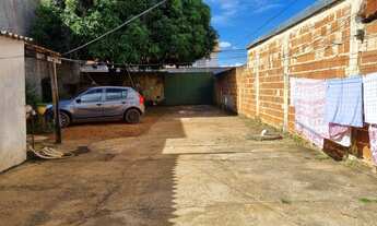 Imagem 4: Samuel Pereira oferece: Casa com 1 Suíte na Laje com Edicula em Lote de 375m² no Setor em