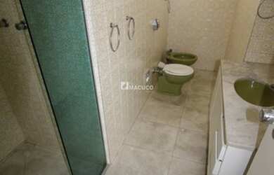 Imagem 6: Lindo apartamento com 3 dormitórios, sendo 1 suíte e 3 vagas de garagem, ótima localização