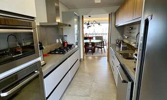 Imagem 2: Apartamento reformado no Panamby