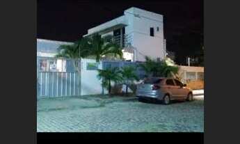 Imagem: Aluguel mensal suíte. Em ponta negra