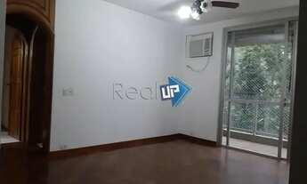 Imagem 3: 2 Quartos com varanda e vaga, 100m²!!