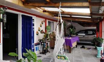 Imagem 4: Casa de alvenaria, com ampla sala e cozinha conjugada, 01 dormitório, banheiro, despensa