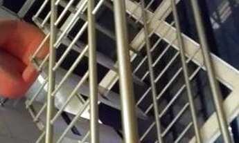 Imagem 2: SOBRADO À VENDA NO CONDOMÍNIO ARUJÁZINHO III - 3 SUÍTES - PISCINA - CHURRASQUEIRA - QUINTA