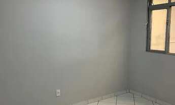 Imagem 4: Apartamento com área grande atrás