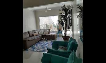 Imagem 4: Casa Impecável à Venda, 3 quartos, 2 vagas