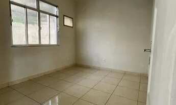 Imagem 6: Vaz Lobo: Alugo apartamento amplo 2 qtos" R$ 750,00