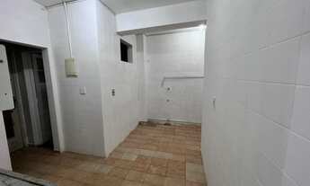 Imagem 5: Vendo apartamento de 02 quartos excelente localização no Ingá