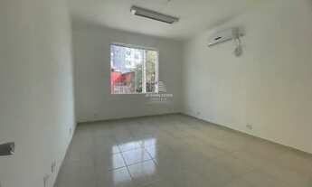 Imagem 3: Casa Comercial na Região Hospitalar com 350 m2 de área, instalações prontas para Clínica