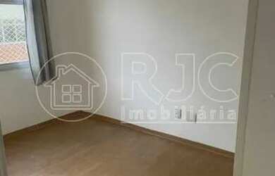 Imagem 8: Apartamento para venda tem 67 metros quadrados com 2 quartos em Botafogo - Rio de Janeiro