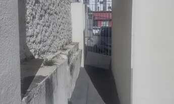 Imagem 2: De fundos, no Centro de Valinhos