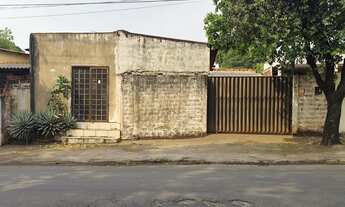 Imagem: 01 edícula de alvenaria e salão - próximo