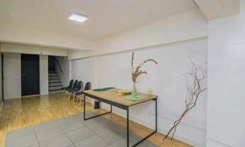 Imagem 2: Casa a venda, 4 quartos, 2 vagas, 4 banheiros, Bairro Chacara das Pedras, em Porto Alegre