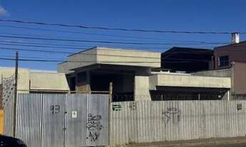 Imagem: Imóvel para venda possui 250 metros quadrados